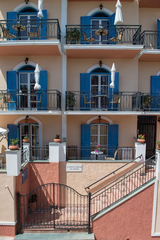 Maria Studios Poros Town エクステリア 写真