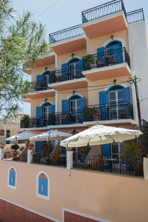 Maria Studios Poros Town エクステリア 写真