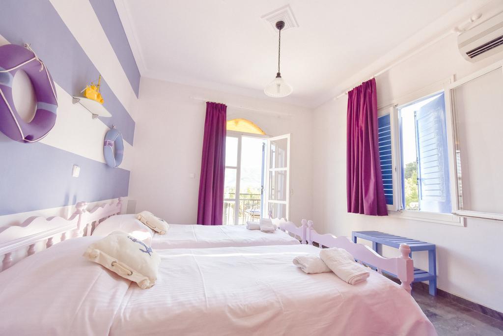 Maria Studios Poros Town エクステリア 写真
