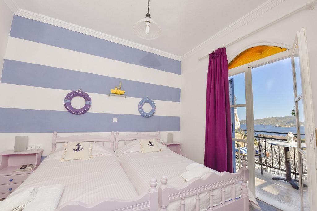 Maria Studios Poros Town エクステリア 写真